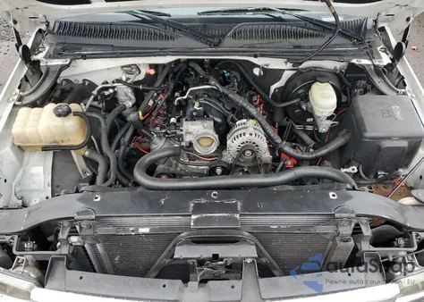 2005 GMC New Sierra C1500 из США, поврежденный, VIN 1GTEC19T15Z340924